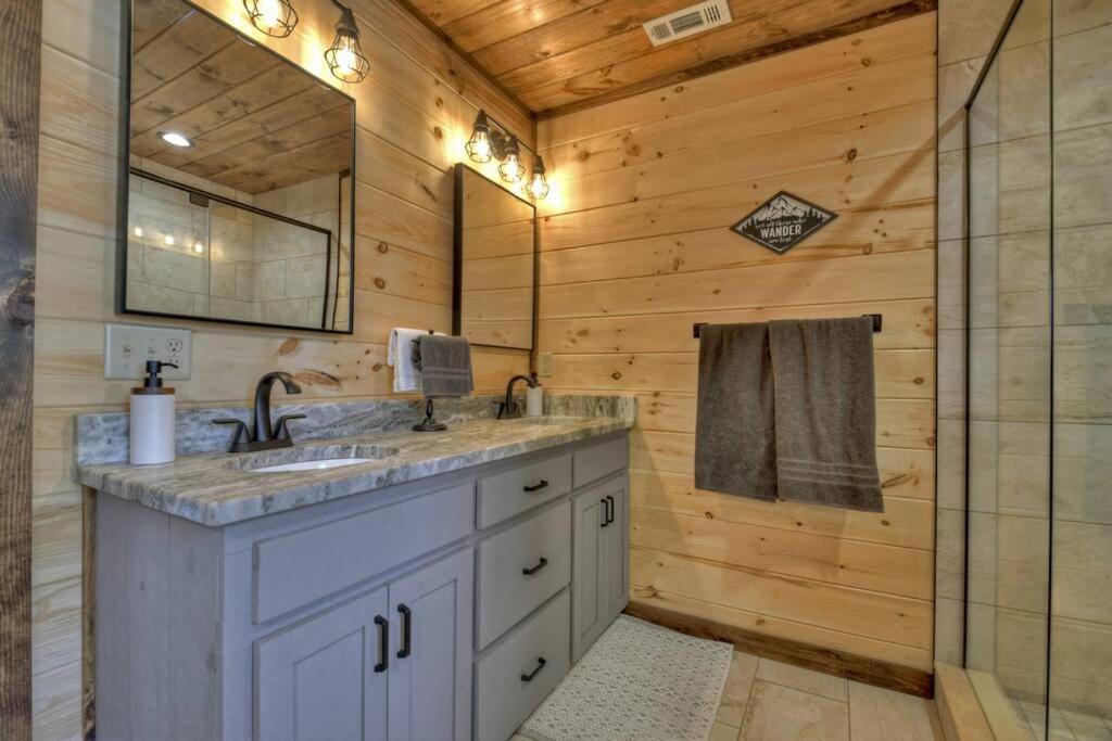 Rosewood Retreat - Hot Tub Fire Pit Pool Table Βίλα Blue Ridge Εξωτερικό φωτογραφία